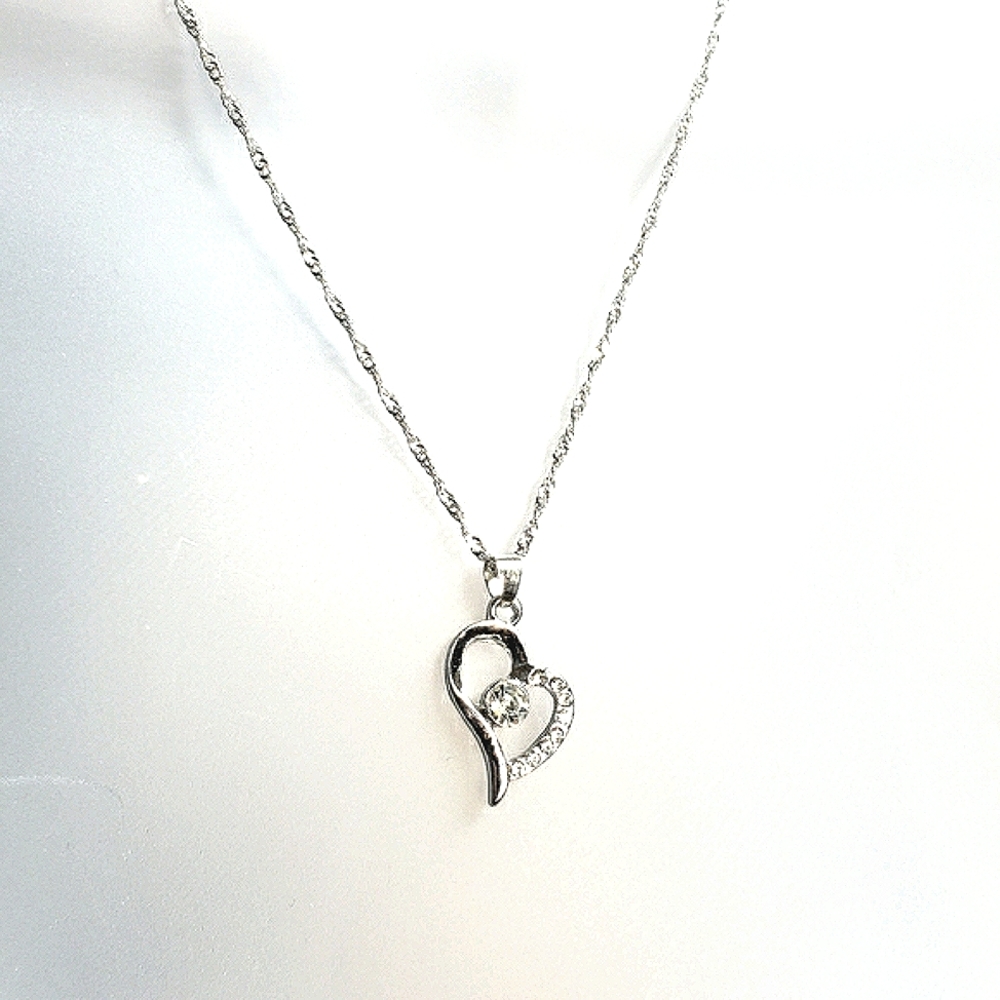 Diamond Silver Heart Pendant with Chain NEW
